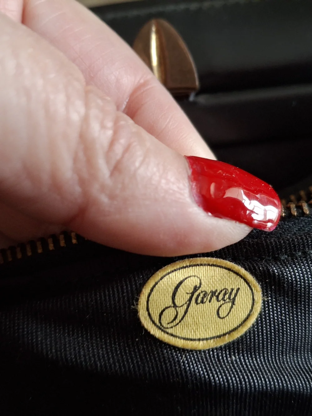 Vintage Garay Black Structured Handbag Accordion Gold Tone Retro Purse